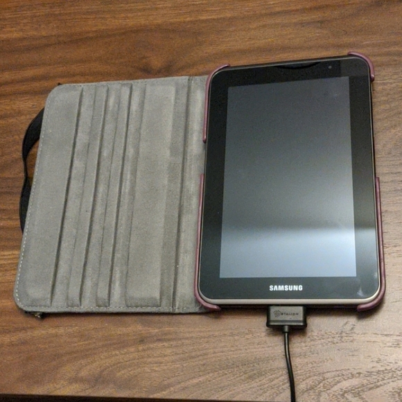 Samsung Galaxy Tab 2 8GB - Picture 2 of 4
